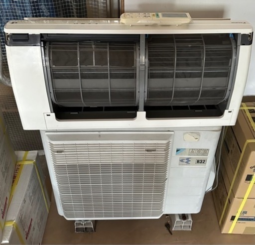 ダイキン S25RTAXS-W おもに8畳用