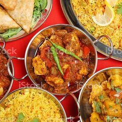 一緒にご飯食べに行きませんか？