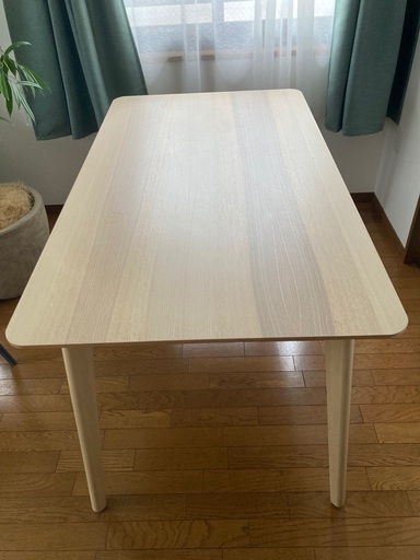 IKEA(イケア)ダイニングテーブル (たれまゆ) 文京のテーブル