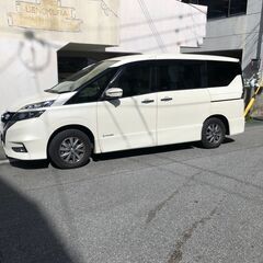 価格交渉受け付けます!! セレナeパワー　３列シート　ご家族様、...