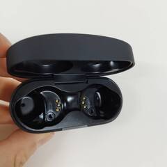 良品】SONY WF-1000XM4/YY2948/ワイヤレスイヤホン