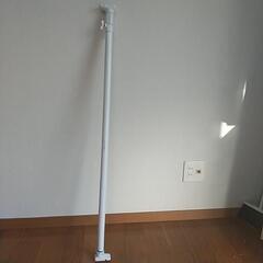 壁　突っ張り棒