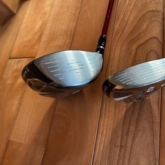 ドライバーと5番ウッドの画像