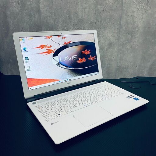 快適 SSD512GB メモリ8GB NEC 15.6インチ 薄型 ノートPC ホワイト