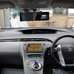 ☺️めっちゃカッコイイ☺️ダウンサス付き✨トヨタプリウスGツーリングセレクションの画像