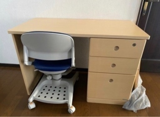 【お取引中】コイズミ学習机セット　配送込み