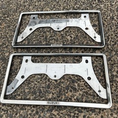 スズキ　SUZUKI車用純正ナンバーフレーム その①