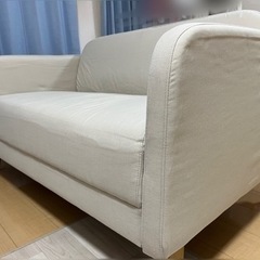 ※最終値引き　明日最終日【使用1年未満/無料配送可能】2人掛けソファの画像