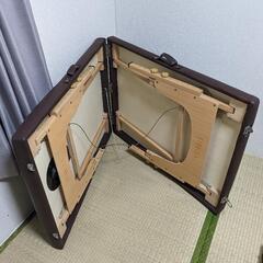 折り畳み折りたたみ　施術ベッド　カバー付き　マッサージの画像