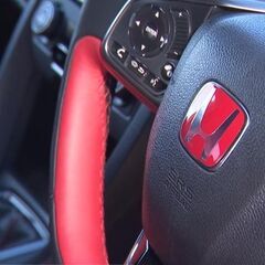 ホンダ ヴェゼル フィット ステアリング エンブレム 赤 TYPE-Rの画像