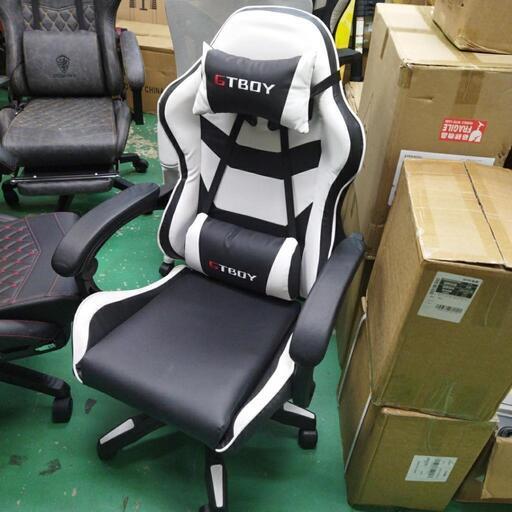 ゲーミングチェア　新品　リクライニング　黒白