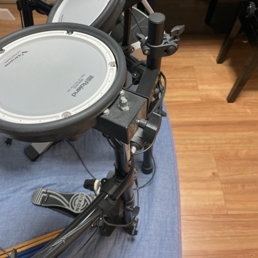 本日、取引割引あり　Roland 電子ドラム　椅子、スピーカー付き