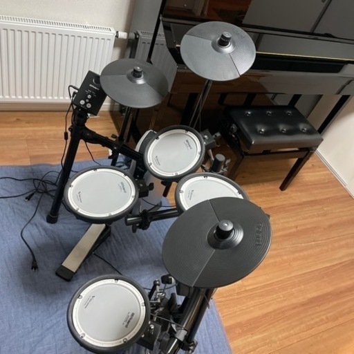 本日、取引割引あり　Roland 電子ドラム　椅子、スピーカー付き