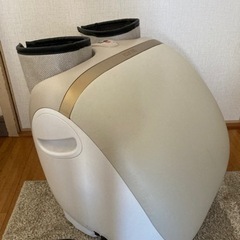 モミーナエアー