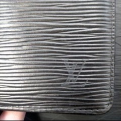 ルイヴィトン長財布　エピ柄の画像