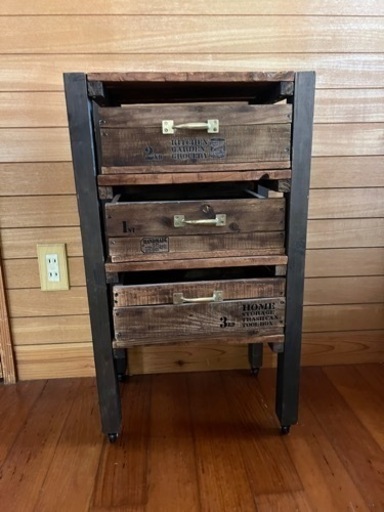 ☘️終了致しました❤️手作りアンティークオシャレ棚