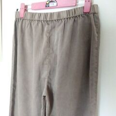 古着　大きなポケットのストレートパンツ　LLサイズの画像