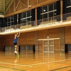 バスケット経験者の方（身長180㎝以上の方でしたら経験問わず）