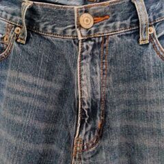 ウオッシュ加工ジーンズの画像