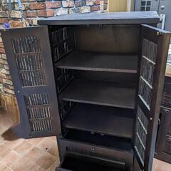 値下げしました❗アジアン家具　収納家具の画像