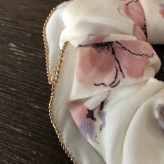 大手百貨店で購入。可愛いシュシュ　新品の画像