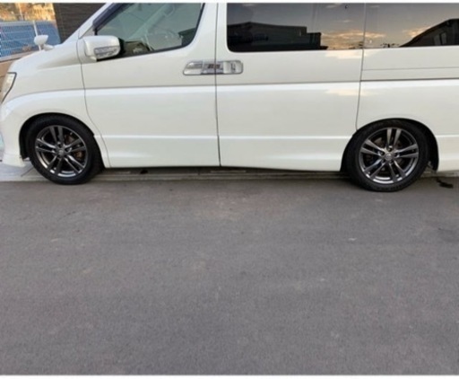 日産　タイヤ　ホイール　225/55/r18