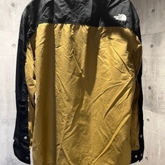 NORTHFACEシャツの画像