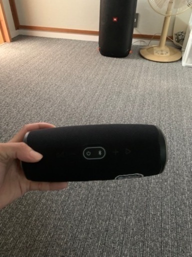 JBL Charge 4 スピーカー