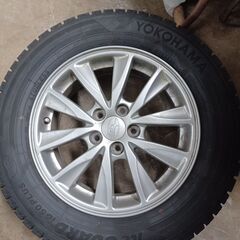 冬タイヤ　195/65R15　