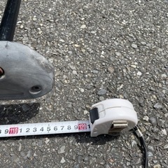 ルーフキャリア　取り付け器具の画像