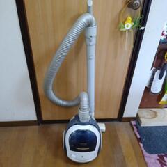 【決まりました】【ジャンク】紙パック式掃除機
