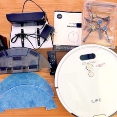 お得‼️ 定価　30000円以上　美品　ロボット掃除機　ilif...