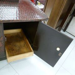 鎌倉彫 鏡台 ドレッサー 幅64×奥行32×高さ146.5cm 和風 引出収納付き ミラー 姿見 家具 苫小牧西店の画像