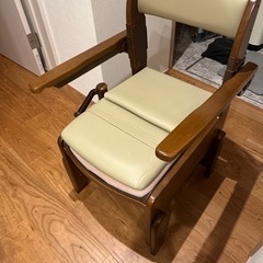 介護用　ポータブルトイレの画像