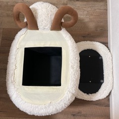 椅子(羊デザイン)の画像