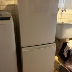 シャープ(SHARP)ノンフロン冷凍冷蔵庫の画像