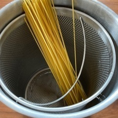 パスタ用鍋の画像
