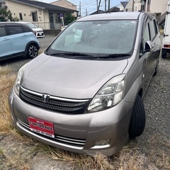トヨタ　アイシス　ナビ　ETC バックカメラ付　車検R5.11月迄