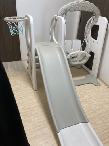 室内遊具　ブランコ　すべり台