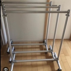 9月14日木曜日迄　無印良品　アルミ　水平ハンガーラック　2台の画像