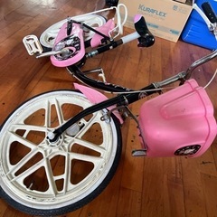 子供用自転車　ハローキティの画像