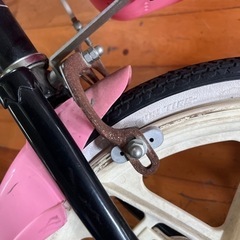 子供用自転車　ハローキティの画像
