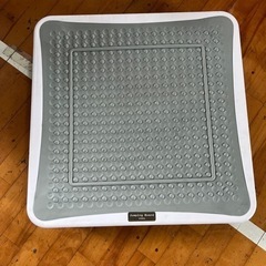 ジャンピングボード　トランポリン