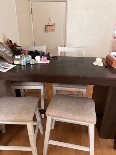 海外品　ダイニングテーブル