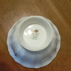 ロイヤル・アルバート食器の画像