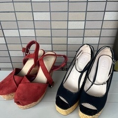 【差し上げます】厚底サンダル　黒　赤　まとめて2足の画像