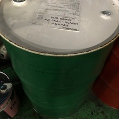 【売れました】2本価格。ドラム缶 200L 