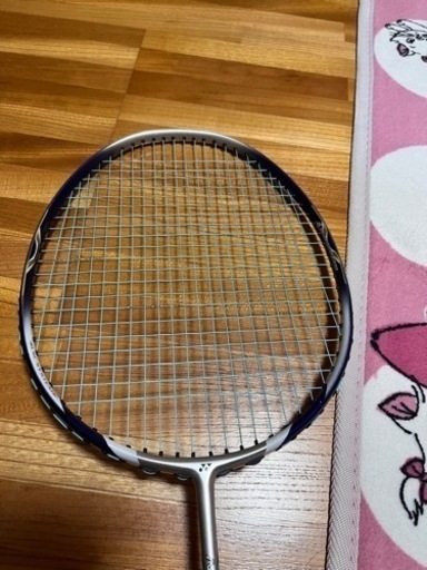 バドミントンラケット