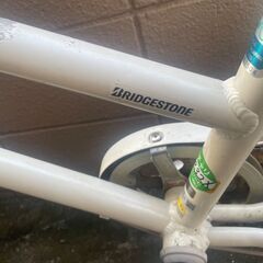 リサイクルショップどりーむ荒田店　No921 エコNo17032X 自転車　ミニベロ　BRIDGESTONE　MARKROSA　マークローザ　希少♪　ギア切り替え付き♪　オートライト付き♪の画像