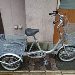美品☆Canary[カナリィ]前18吋/後16吋 三輪車 変速な...